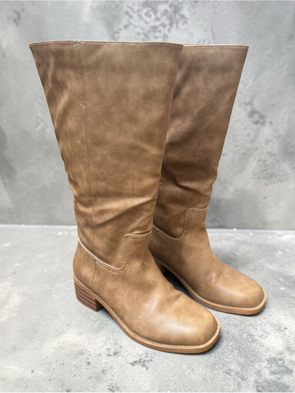 Coutgo Women's Knee High Boots Square Toe Chunky Block Heel Light Brown, Size 8